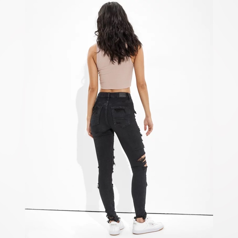 AE Forever Soft Ripped High-Rise Jegging Crop. Always Black. Size 6. NWOT. - Picture 3 of 9